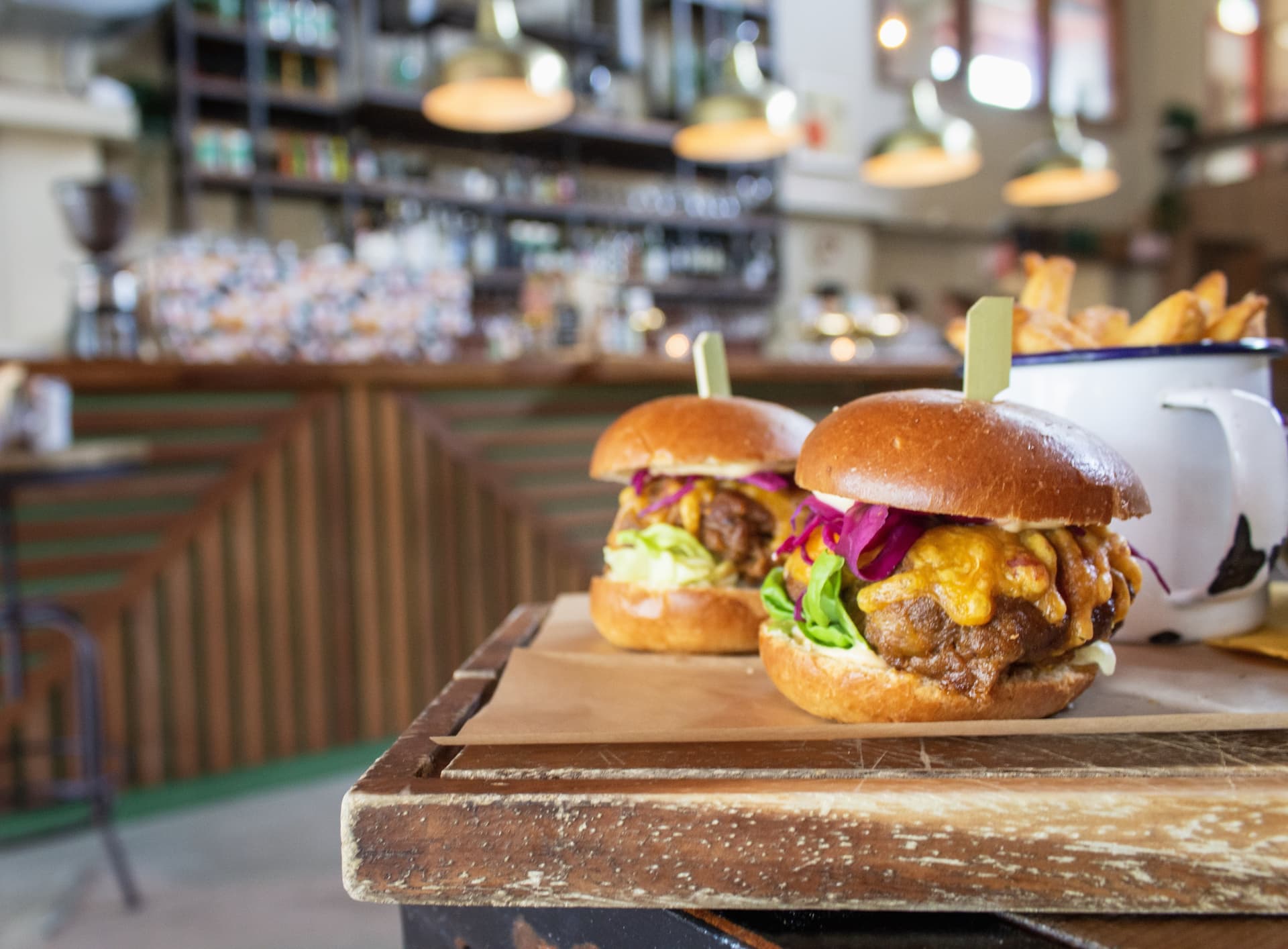 Comptoir d'un fast-food partenaire Cagnotiz